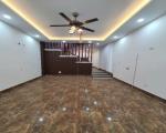 NHÀ ĐẸP LONG LANH -NGỌC THUYYJ LONG BIÊN -3 THOÀNG TRƯỚC SAU NGÕ GẦN Ô TÔ ĐỖ DT 52M X 4