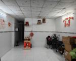 Bình Tân, mặt tiền kinh doanh,  nhà 3 tầng, 135m, giá rẻ.