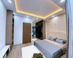 Nhà Mặt ngõ minh khai Đối diện Times city ô tô vào nhà DT 55m2x5T thang máy full nội thất