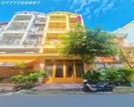 NHÀ MT 5 TẦNG KHU PHAN XÍCH LONG PHU NHUẬN ĐƯỜNG LỚN SANG ĐẸP. Ở VP KD TỐT