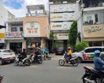 Bán hoặc cho thuê căn góc mặt tiền đắc địa Huỳnh Văn Bánh – Phú Nhuận, kinh doanh cực tốt