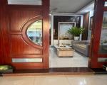 Bán nhà mặt phố Đức Giang- Phân lô Z133- Dân Xây-full Nội thất gỗ Lim xin 70m 12,5 tỷ(TL)