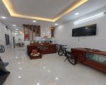 ĐỐI DIỆN VIỆT NAM QUỐC TỰ, khu VIP đường 3 Tháng 2, nhà đẹp chưa đến 9 ty