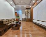 NHÀ ĐẸP  Ở LUÔN - GẦN PHỐ - GẦN Ô TÔ - NỘI THẤT ĐẸP - TIỆN ÍCH XUNG QUANH 30m2 x 4T - mt: