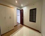 Bán nhà phố Nguyễn Khánh Toàn, DT 40 M2, 5 Tầng, Ô tô, Kinh doanh, Gía 12 tỷ.