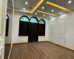 Cho thuê nhà mặt phố Bà Triệu , Liên Bảo, Vĩnh Yên, Vĩnh Phúc. Giá chỉ 15 triệu/ tháng