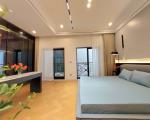 B.Á.N Nh.à PHỐ B.ạch Mai DT 48m2x6T thang máy - full nội thất- cách phố 20m ở luôn