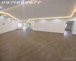 Chủ nhà cần bán gấp, không qua môi giới, tòa nhà 17T5, DT 151m2, 3 ngủ 3 vệ sinh