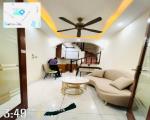 nhà 5 tầng nhỏ tiền trung tâm