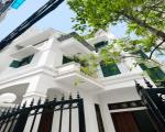 LẠC LONG QUÂN – BIỆT THỰ LÔ GÓC – Ô TÔ 7 CHỖ – 120M² – 4 TẦNG – MT 9,3M – 275TR/M²