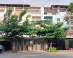 NHÀ ĐẸP- GIÁ TỐT BÁN NHANH NHÀ LẦU 115M2 – MẶT TIỀN ĐƯỜNG 6 LÀN tại Bết Cát tỉnh Bình