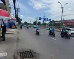 Bán nhà Mặt tiền Quốc lộ 13, gần Phạm Văn Đồng, 5,6x29m,  CN 71m2, Cấp 4 - chỉ 15 Tỷ.