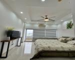 Bán Nhà 3 Tầng Lô Góc Dương Thị Xuân Quý, 132m2, 7PN, Giá 32 Tỷ
